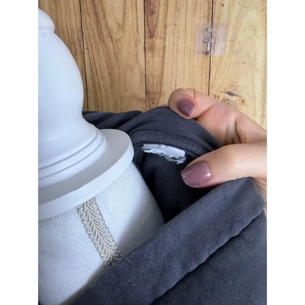 Nike Unisex Embroidered Rose Charcoal Gray Hoodie Size XL